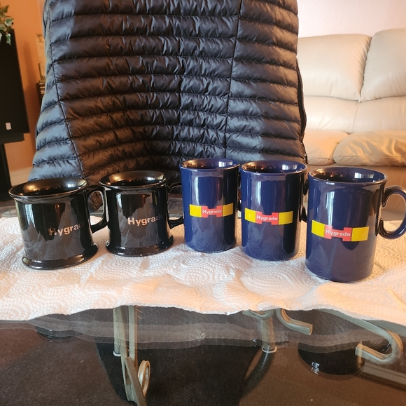 Vintage Hygrade Coffee Mugs - Picture 1 of 3